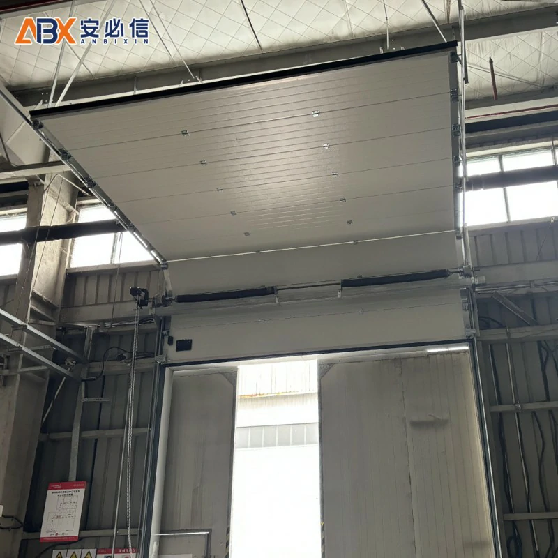丽江分段式滑升门